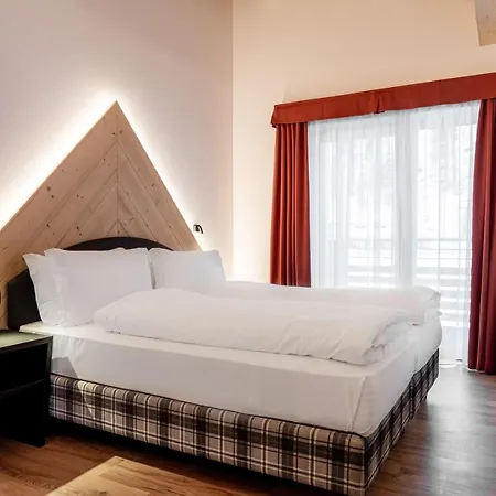 Garni Edy Hotel Canazei