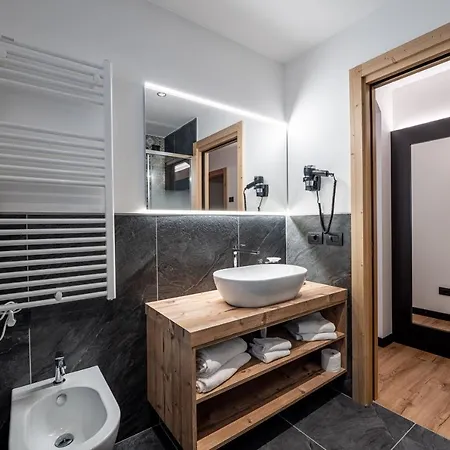 Garni Edy Hotell Canazei