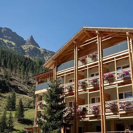 Garni Edy Hotel Canazei