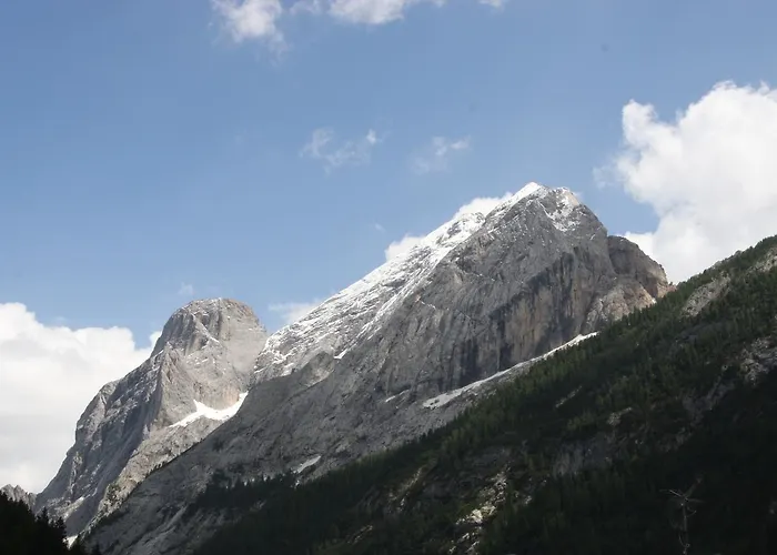 Hotell Garni Edy Canazei